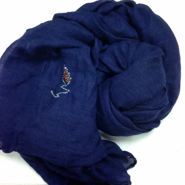 【2026】棉麻圍巾推薦｜10款高評價人氣品牌排行榜 | 好吃美食的八里人