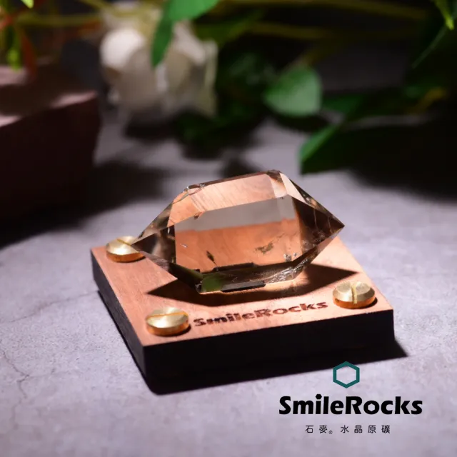 【SmileRocks 石麥】石麥水晶原礦  雙尖茶黃水晶 SmilePAD 6X6cm  2000優購  No.62607260330