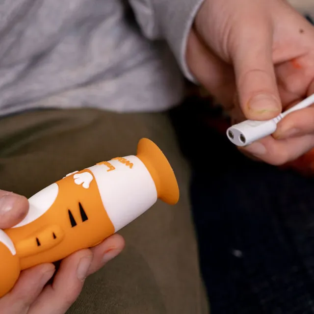 【brush baby】WildOnes 充電式兒童聲波電動牙刷禮盒組