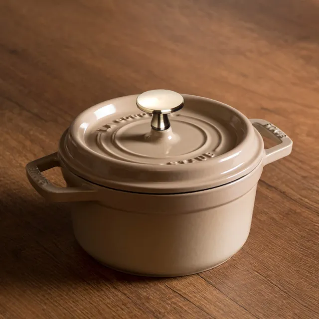 【STAUB】圓形琺瑯鑄鐵鍋16cm贈陶瓷燉盅2件組(德國雙人牌集團官方直營)
