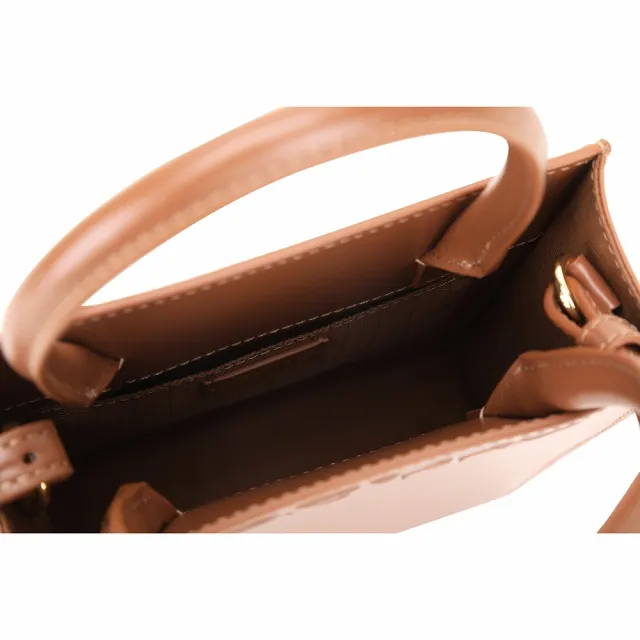 【LOEWE 羅威】Standard A5 浮雕字母小牛皮手提 肩背托特包-棕色