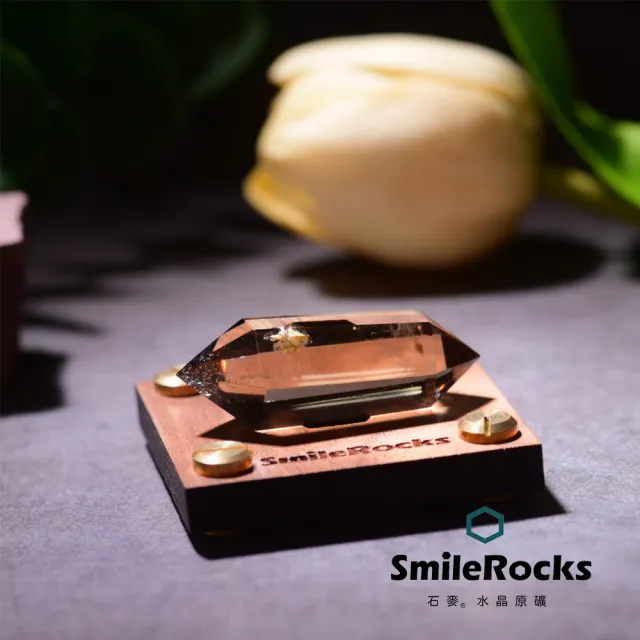 【SmileRocks 石麥】石麥水晶原礦  雙尖茶黃水晶 SmilePAD 6X6cm  2000優購  No.62607260338