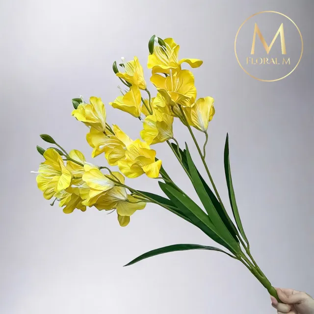 【Floral M】步步高升春節劍蘭招財黃仿真花材（1入組）(人造花/塑膠花/假花/裝飾花)