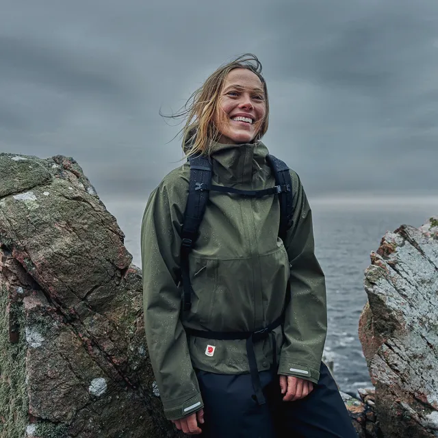 【Fjallraven】HC Hydratic Trail防水夾克 女 FR86982 050玄武岩灰 550黑 574深海藍 452紫