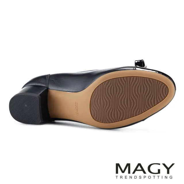 【MAGY】雙皮質拼接蝴蝶設計通勤中跟鞋 黑色