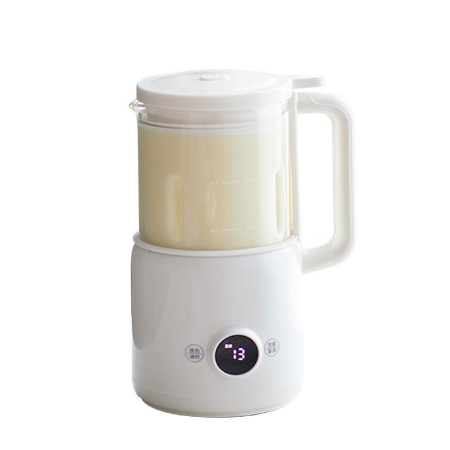 APIXINTL AO-MOB06 專業型調理機，採用高硼砂玻璃內部材質，耐熱耐用。支援20000~25000轉高轉速，適合製作果汁、湯品、豆漿等。具加熱特殊功能，消耗功率500~600W，容量1L以下，尺寸169x132x260mm，重量1.36kg。產地中國，電壓110V，保固1年，BSMI許可字號R56297。專業破壁調理，高效萃取營養，適閤家庭使用，提升廚房料理效率。