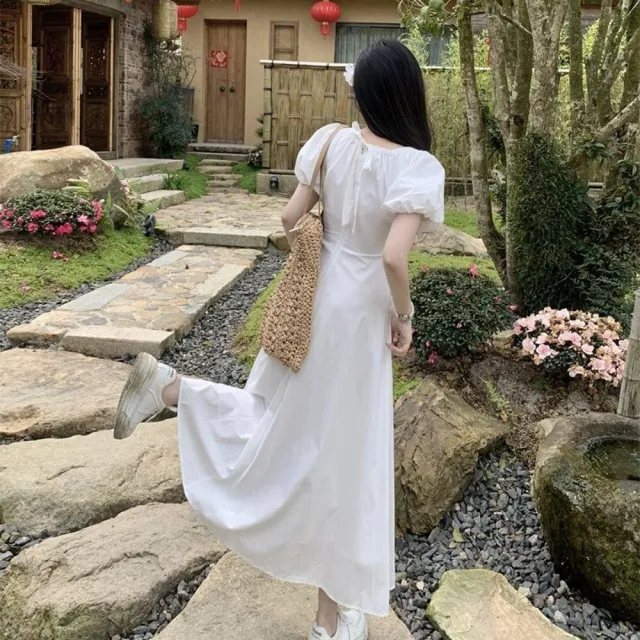 【AS 梨卡】隔日到貨 女裝 洋裝 吊帶 長裙 連身裙 泡泡袖洋裝 V領洋裝 白色長裙 A字洋裝 修身HZ006