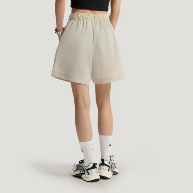 【adidas 愛迪達】短褲 女 休閒褲 FAV WV SHO 米白 KS5322 (L5204)