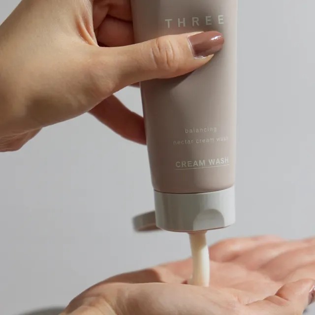 【THREE】平衡花蜜洗顏皂霜100g(潔面乳/皂霜)