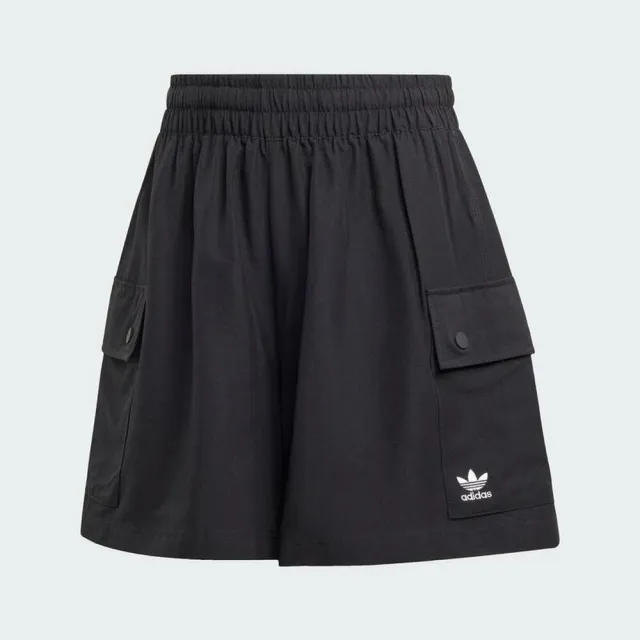 【adidas 愛迪達】運動 休閒 短褲 女褲 ESS C SHORTS(JD1514)