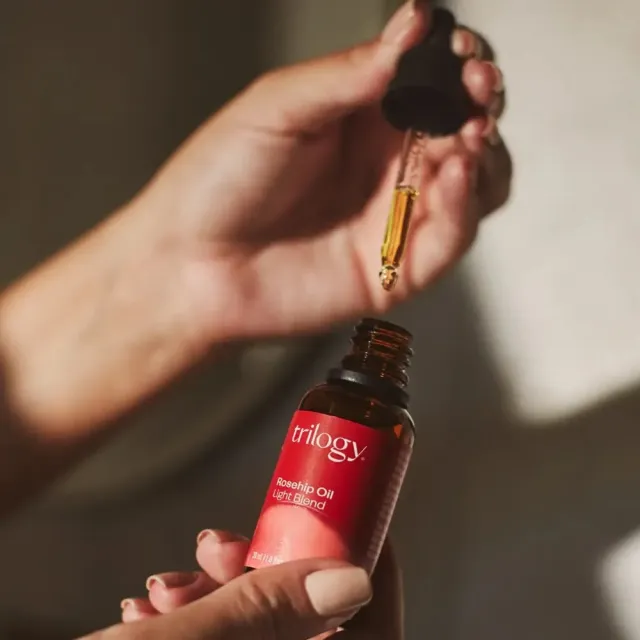 【trilogy】有機全效純玫瑰果油20mL(100%玫瑰果籽油/精華油/適用所有膚況/敏感性肌膚/乾燥肌膚/孕期調理)