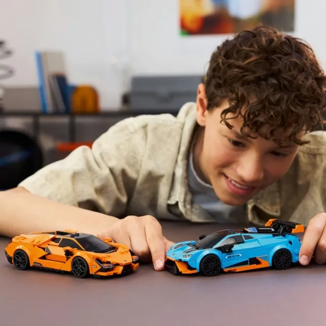 【LEGO 樂高】極速賽車系列 77238 Lamborghini Revuelto 和 Huracan STO(藍寶堅尼 擺設 跑車模型 積木)