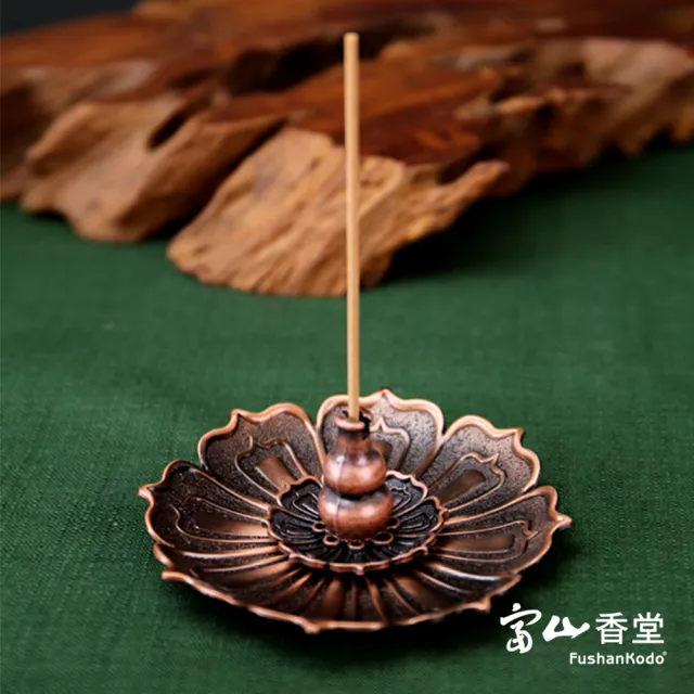 【富山香堂】香搭座_台灣獨有樹種_台灣520檀香1.5h盤香(贈福祿蓮花香座台灣肖楠)