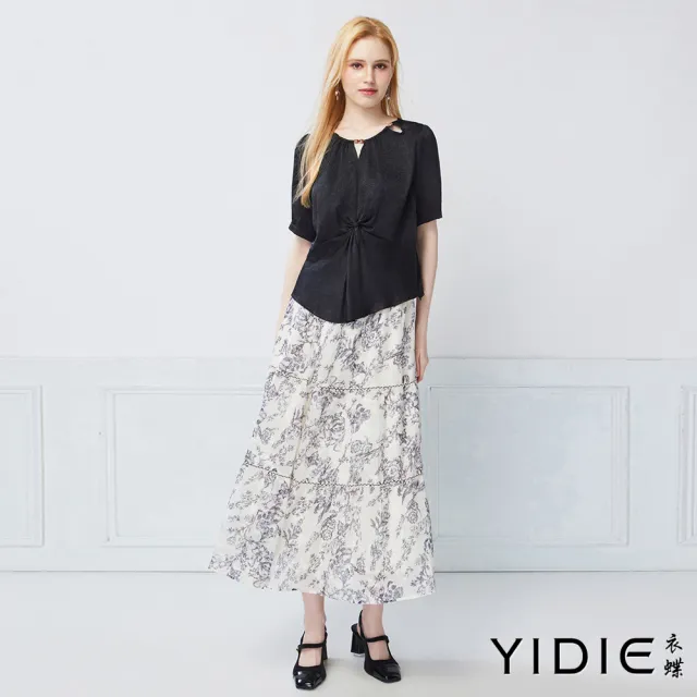 【YIDIE】光澤感扭結串珠修身上衣-黑
