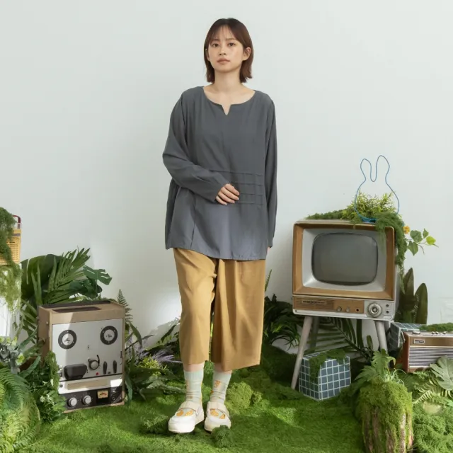 【MOSS CLUB】前打褶組織薄棉七分寬褲 藍 卡