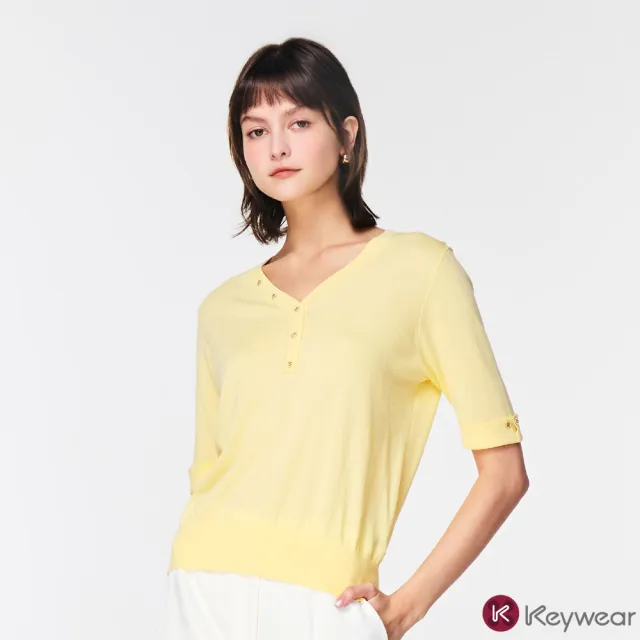 【KeyWear 奇威名品】V領經典款式針織上衣(共3色)