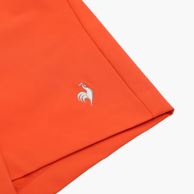 【LE COQ SPORTIF 公雞】高爾夫系列 女款橘色彈性防撥水防油防污短褲 QLX8T901