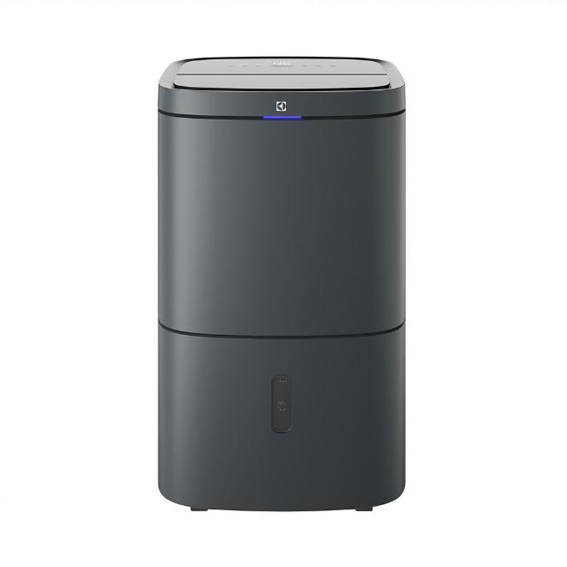 Electrolux伊萊克斯 ED1671 Electrolux 伊萊克斯 ED1671 除濕機,搭載高效 HEPA 濾網,輕鬆除濕並淨化空氣,適合 16-20 坪空間使用。日除濕量達 12L 以上,水箱容量 4.1L~5L 設計,支援連續排水管連線,避免頻繁倒水。灰色機身,尺寸 370x600x276 mm,重量僅 18.9kg,定頻馬達 B 式除濕,消耗電功率 265W,能源效率第一級。噪音低至 25-53dB,雙效模式 39-46dB,110V/60Hz 電源,中國製造,3 年保固。完美解決臺灣梅雨潮濕問題,提升居家舒適度。