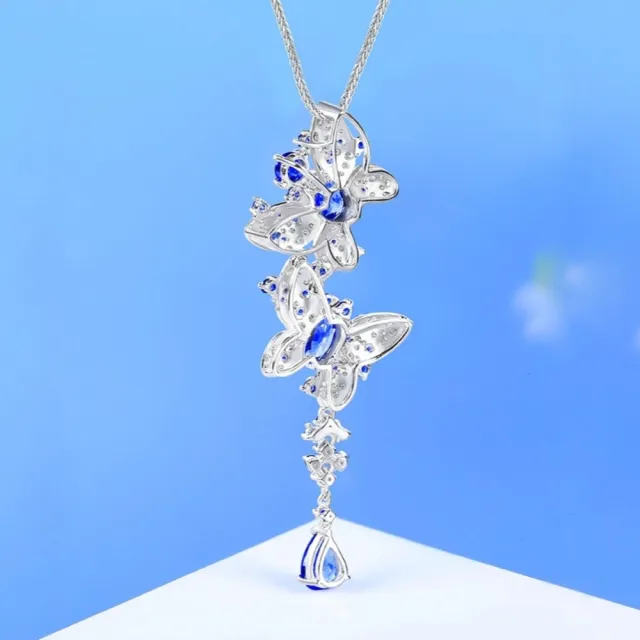 海斯珠寶 1.8克拉天然藍寶石 18K白金鑽石吊墜 橢圓形切割 浪漫雙飛蝶系列 紀念禮物首選 高級珠寶