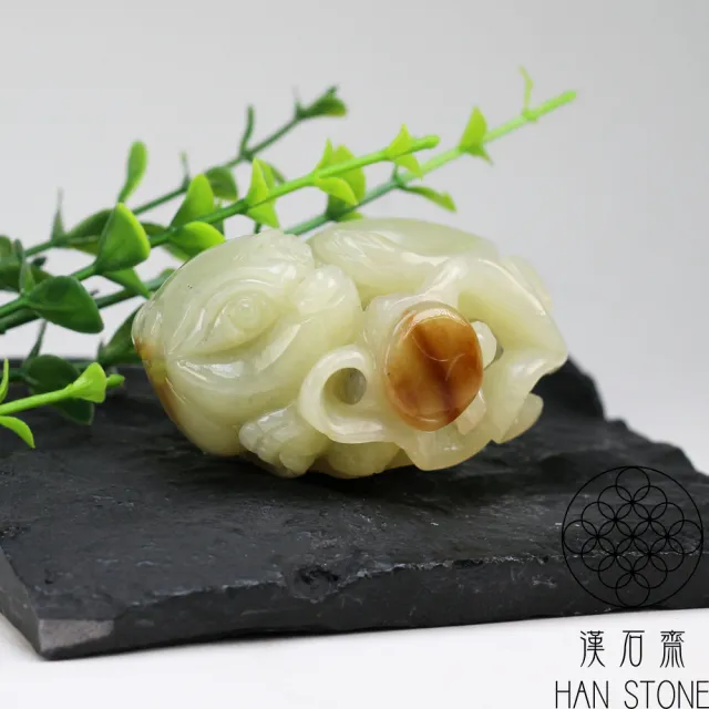 漢石齋】天然和田玉瑞獸來財玉珮手把件青白玉帶糖(62*47*33mm) - momo