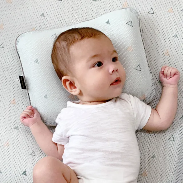 【GIO Pillow】超透氣護頭型嬰兒枕 枕套2入組 M號(寶寶枕頭 新生兒枕頭 防扁頭護頭枕 可水洗枕)