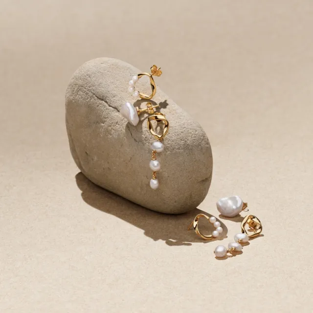 【Pandora 潘多拉】自然流線淡水珍珠耳環