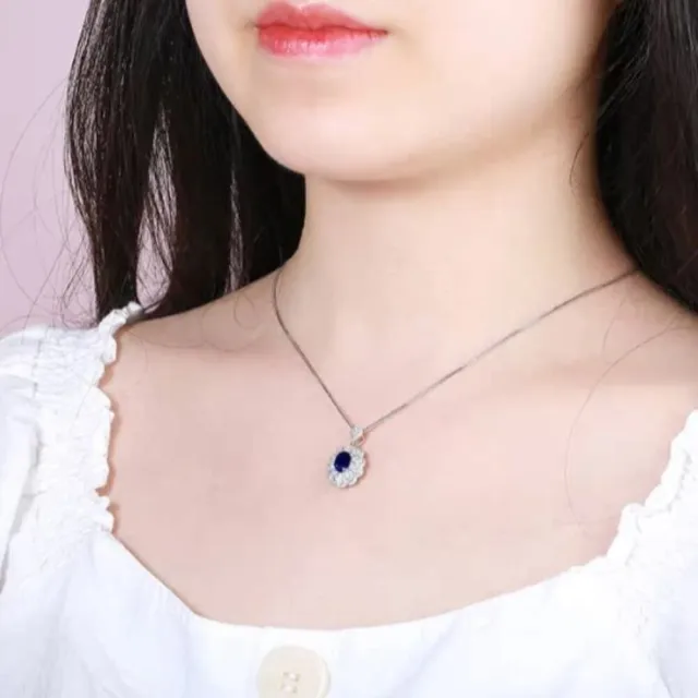 海斯珠寶 1.1克拉天然矢車菊藍寶石 18K白金鑽石項鍊 橢圓形切割 璀璨花綻設計 奢華耀眼 晚宴焦點