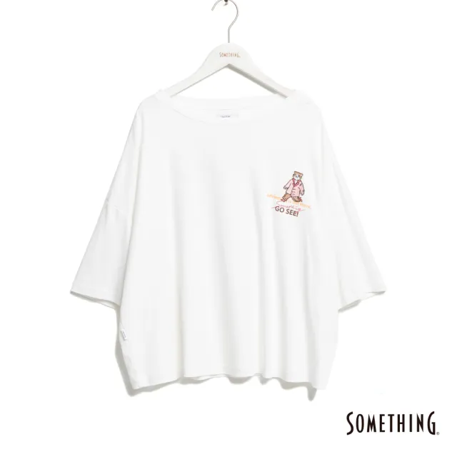 【SOMETHING】女裝 旅行貓六分袖寬版T恤(白色)