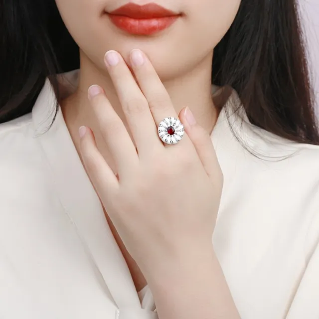 海斯珠寶 1克拉天然無燒鴿血紅寶石 莫桑比克紅寶石 18K白金鑽石戒指 橢圓形切割 琺瑯拼接 旋渦設計