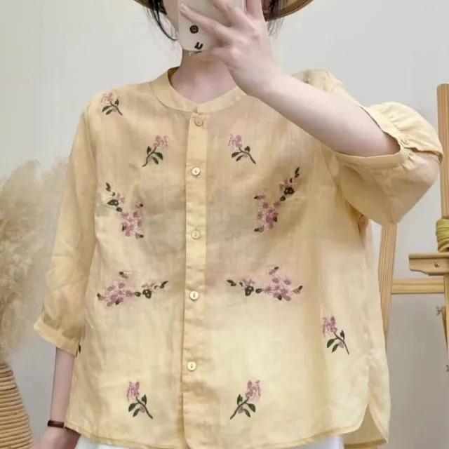 【AKARA】文藝棉麻乾爽透氣涼感繡花五分袖襯衫上衣 中大尺碼 M-3XL
