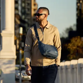 【Bellroy】Laneway Crescent Bag 7L 彎月斜背包(BOAB)