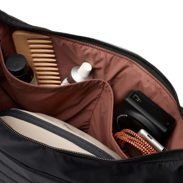 【Bellroy】Laneway Crescent Bag 7L 彎月斜背包(BOAB)