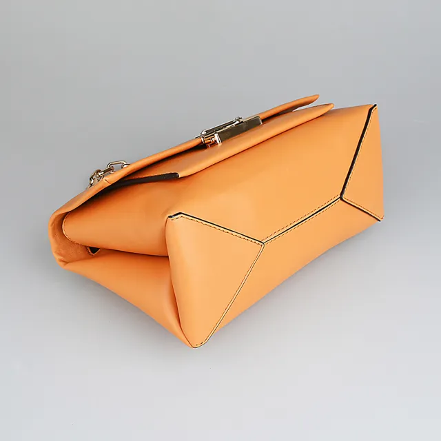 【Michael Kors】MK MICHAEL KORS CECE 壓印LOGO牛皮扣式手提肩背包(中/蘋果酒橘黃)