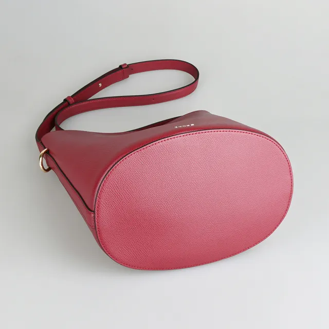 【FURLA 芙拉】FURLA Roxie金字LOGO小牛皮磁釦式斜背/肩背水桶包(小/酒紅)