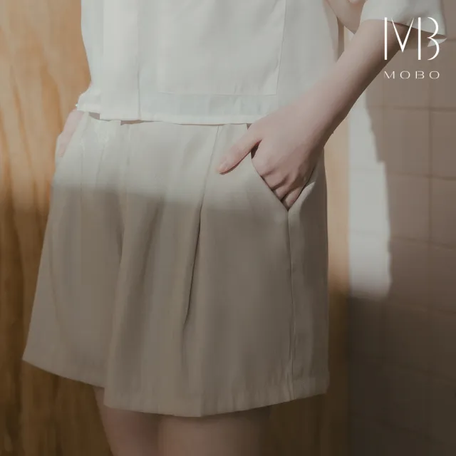 【MO-BO】質感亮面打折短褲
