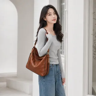 【EMMA SUE】雙11 皮革包包 黑色包包 女包 女生包包 腋下包 側背包女 皮革斜背包 通勤包包 皮質 