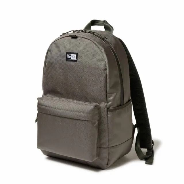 【NEW ERA】NEW ERA D593 後背包 日版LIGHT PACK NE 橄欖綠 男 女 (NE14736992)
