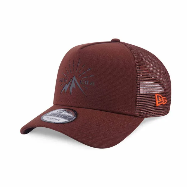 【NEW ERA】NEW ERA D593 940AF 卡車帽 MOUNTAIN GRAPHIC FW25 NEW ERA 赤褐 男 女 (NE14700934)