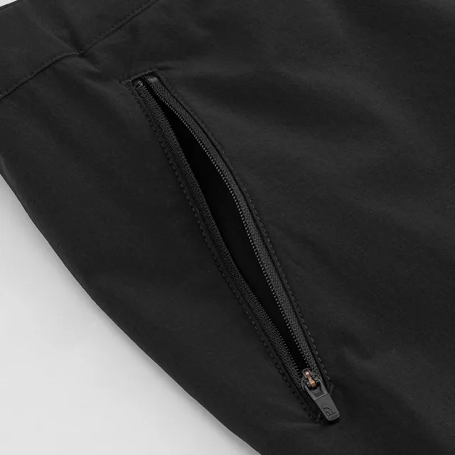 【The North Face】北面女款黑色COOLTOUCH觸膚涼感戶外徒步長褲|8CJWJK3