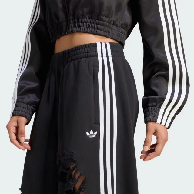 【adidas 愛迪達】運動長褲(KW8254 女款ORIGINALS寬鬆休閒復古棉質長褲 仿舊破壞細節 黑色)