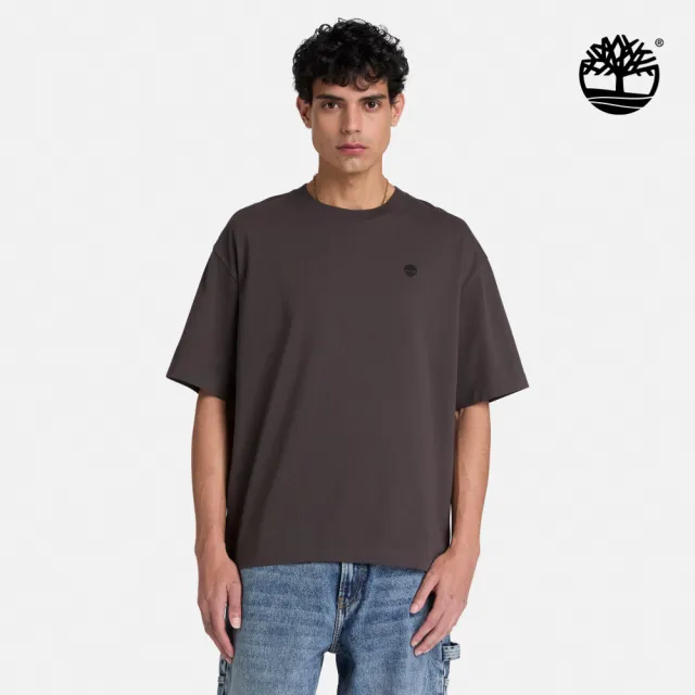 【Timberland】男款灰黑色寬版刺繡LOGO短袖T恤(A5TVFCN1)