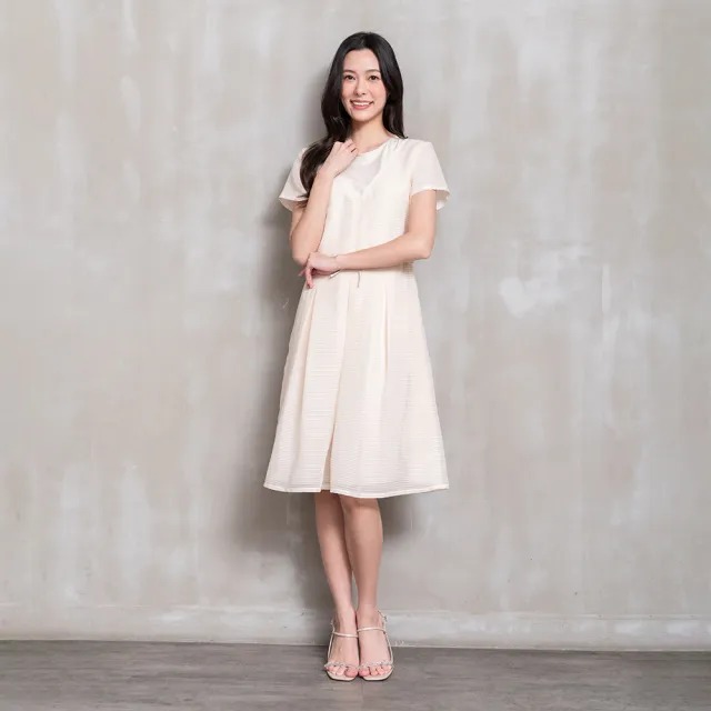【perng yuh 芃諭名品】微光剪影 條紋緹花 洋裝（附腰帶）(2026 SS Collection｜5A春夏新品上市)
