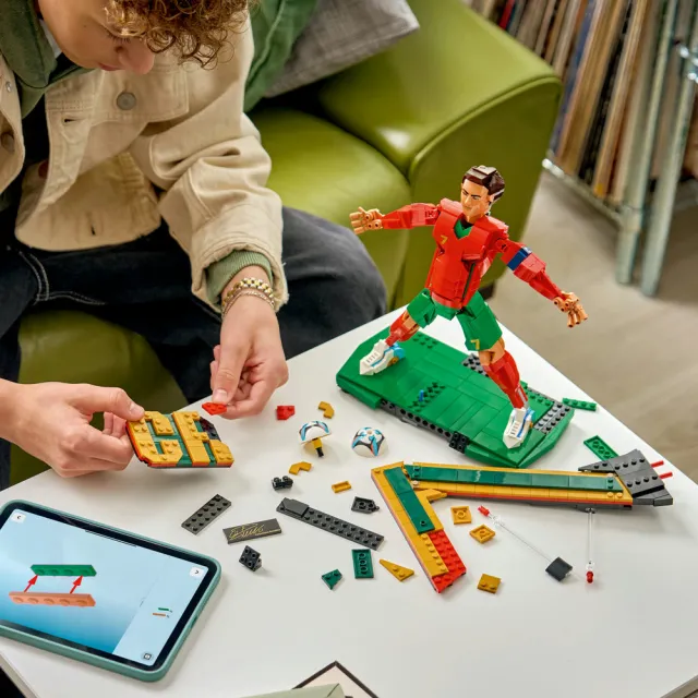 【LEGO 樂高】Editions 43016 Cristiano Ronaldo－足壇傳奇(C羅 世足 2026世界盃 禮物 玩具)