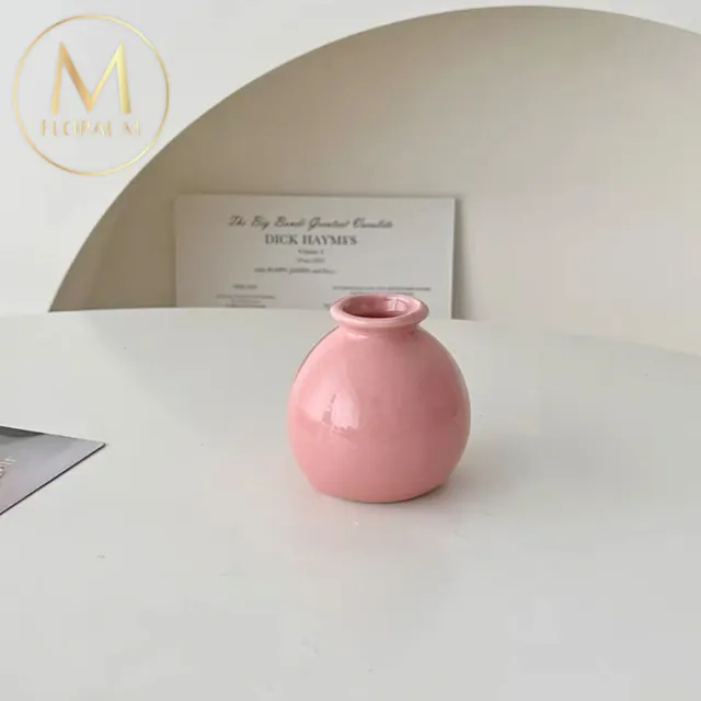 【Floral M】Ins風櫻花粉陶瓷迷你小花瓶(花瓶/插花/玻璃瓶/花器/花盆/陶瓷花瓶/桌面擺飾/居家裝飾)