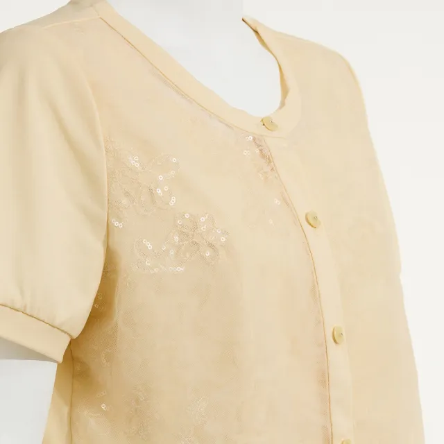【ILEY 伊蕾】亮片點綴抗菌涼感紗上衣(兩色；M-2L；1261071806)