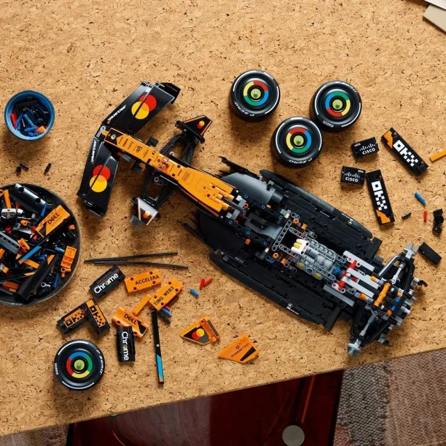 【LEGO 樂高】科技系列 42228 McLaren MCL39 F1賽車(麥拉倫 Formula 1 居家擺設 積木)