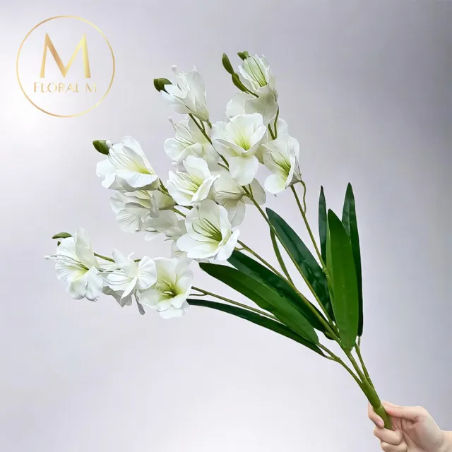 【Floral M】步步高升春節劍蘭高雅白仿真花花材1入組(人造花/仿真花/假花/花藝DIY/裝飾花材)