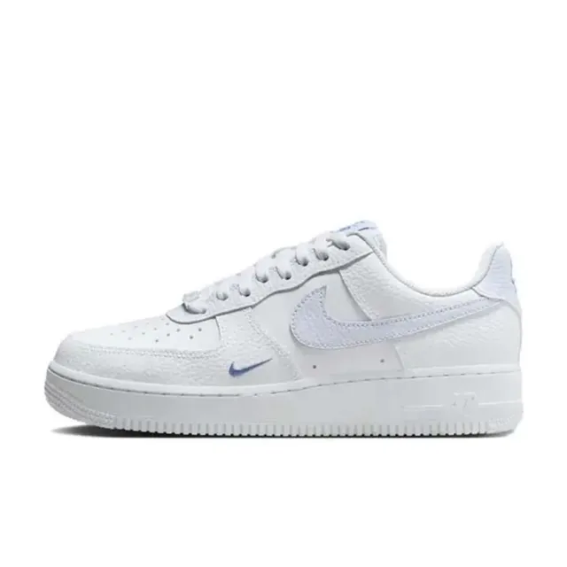 【NIKE 耐吉】W Air Force 1 Low 07 刺繡小藍勾 小雙勾 荔枝皮 休閒鞋 女鞋 HV2511-100