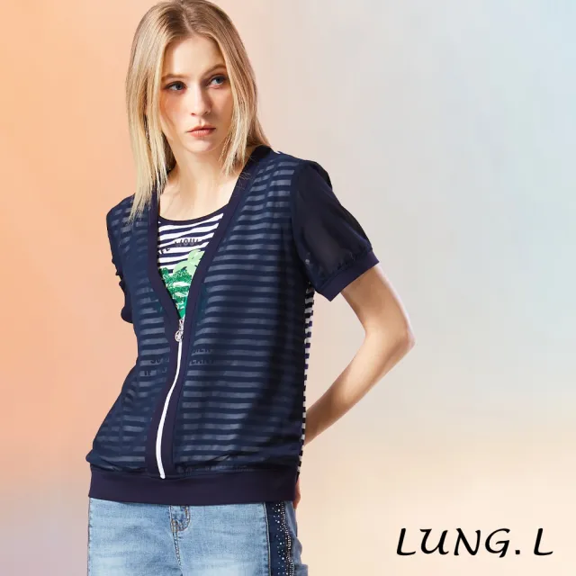 【LUNG.L 林佳樺】LW47A 藍色透膚V領雪紡拼接條紋假兩件短袖女裝上衣(加大尺碼)
