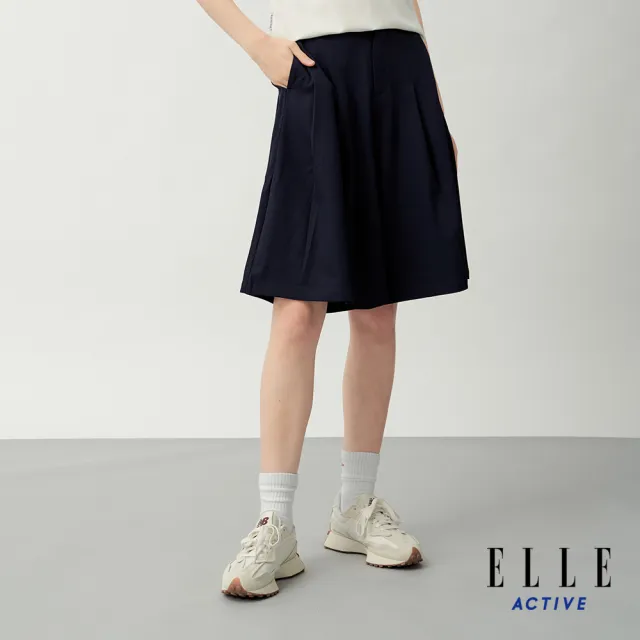 【ELLE ACTIVE】女款 百搭修飾打褶休閒短褲-深藍色(EA26S1W3002-39)